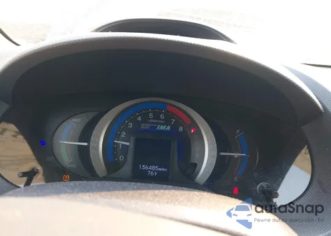 2010 Hond Insight z USA, uszkodzony, nr VIN JHMZE2H75AS027964